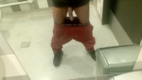 Snapshot of kamran3345 chatting on January 12, 4:01 pm slave online show from January 12, 4:01 pm
