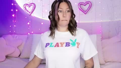 kamrynmarie69 online show from April 19, 2:44 am