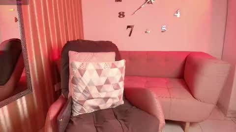 Snapshot of kamy_glam chatting on November 9, 7:56 pm KAMY online show from November 9, 7:56 pm