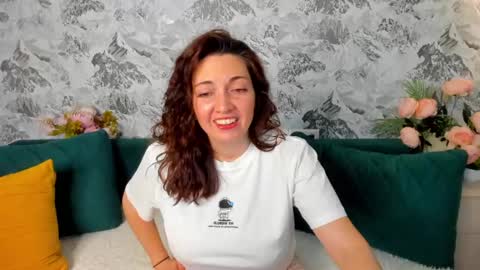 Snapshot of kandy_balls chatting on February 6, 1:05 am kandy_balls online show from February 6, 1:05 am