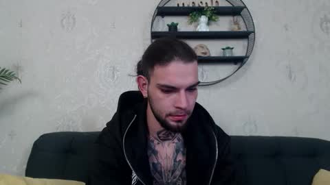 Snapshot of kanehunter chatting on November 26, 10:33 pm Kane online show from November 26, 10:33 pm