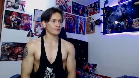 Snapshot of kanekixxxhot chatting on December 5, 8:22 pm andres online show from December 5, 8:22 pm