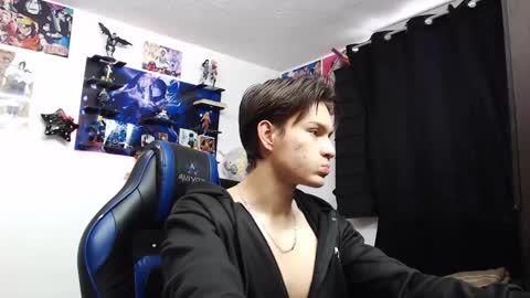 Snapshot of kanekixxxhot chatting on September 9, 12:37 pm andres online show from September 9, 12:37 pm