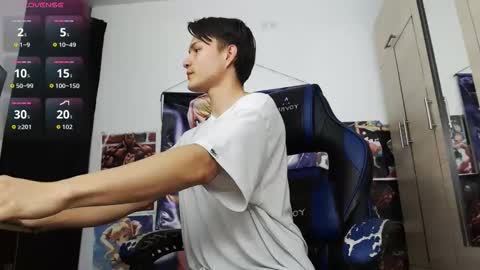 andres online show from May 10, 12:32 pm