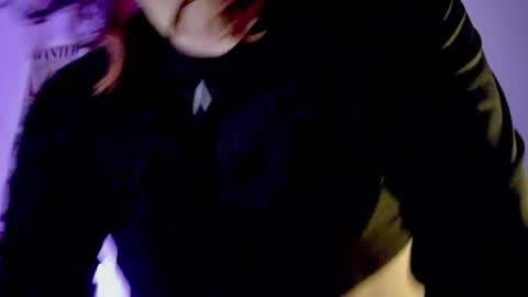   online show from December 5, 1:14 am