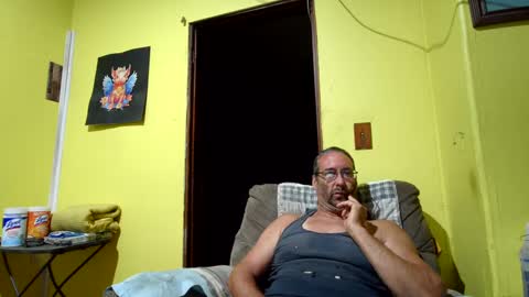 Snapshot of kansasfarmer1 chatting on October 11, 8:57 am kansasfarmer1 online show from October 11, 8:57 am