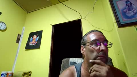 Snapshot of kansasfarmer1 chatting on October 11, 11:25 pm kansasfarmer1 online show from October 11, 11:25 pm