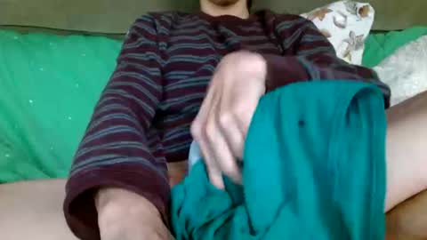 kaonashi69 online show from October 12, 6:40 pm