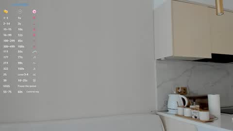 Snapshot of kaori_me chatting on October 31, 5:41 am Dju online show from October 31, 5:41 am