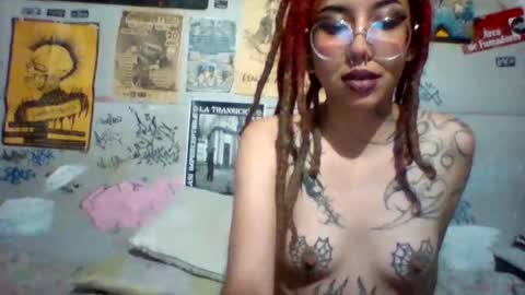 Snapshot of kaoz_23_ chatting on December 4, 3:16 am KaoZ Goeth online show from December 4, 3:16 am