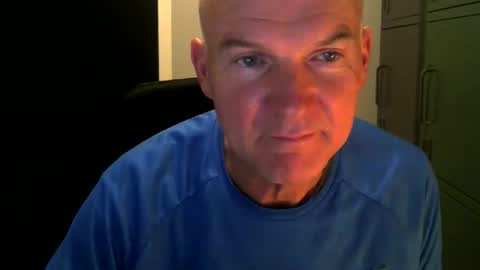 Robbie online show from December 4, 9:34 pm