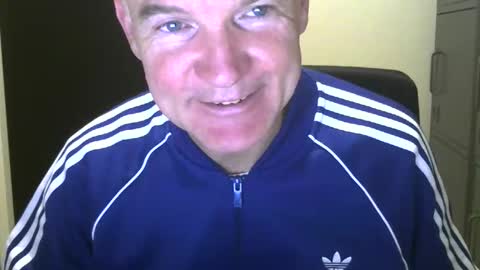 Robbie online show from December 17, 6:19 am