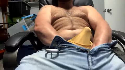 Snapshot of kaptainsmok36 chatting on November 12, 4:18 pm kaptainsmok36 online show from November 12, 4:18 pm