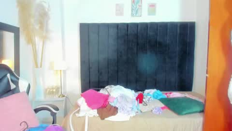 karen_adamss online show from February 1, 1:59 am
