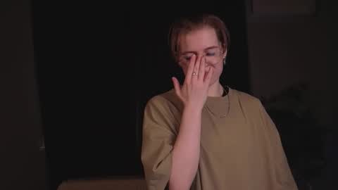 Karen online show from March 6, 8:44 am