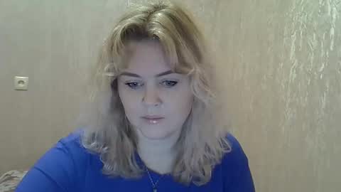 karennelsonx online show from January 8, 1:52 pm