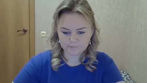 Snapshot of karennelsonx chatting on November 12, 11:10 am karennelsonx online show from November 12, 11:10 am