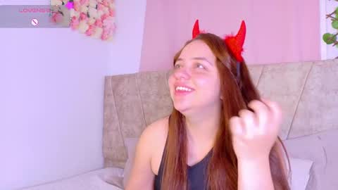 Snapshot of kariina_wong chatting on November 14, 8:29 pm kariina_wong online show from November 14, 8:29 pm