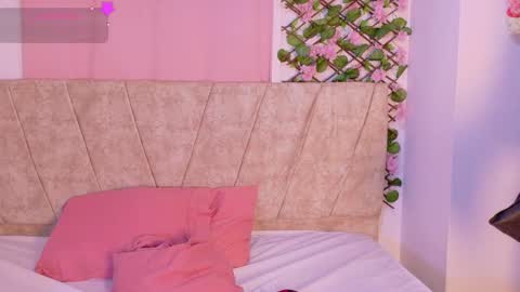 Snapshot of kariina_wong chatting on November 18, 7:40 pm kariina_wong online show from November 18, 7:40 pm