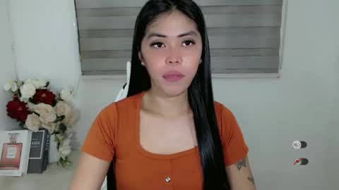 I AM BELLE online show from January 9, 8:39 am