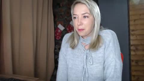 Snapshot of karina_fun chatting on February 11, 3:22 am karina online show from February 11, 3:22 am