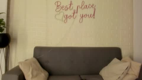 Snapshot of karina_gomez_18 chatting on February 9, 11:36 am Kari online show from February 9, 11:36 am