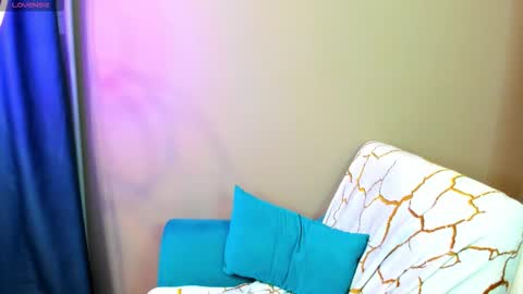 karina online show from December 22, 2:19 am