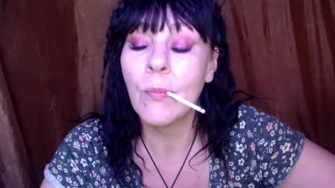 Snapshot of karina_ren chatting on December 29, 9:17 am Karina online show from December 29, 9:17 am