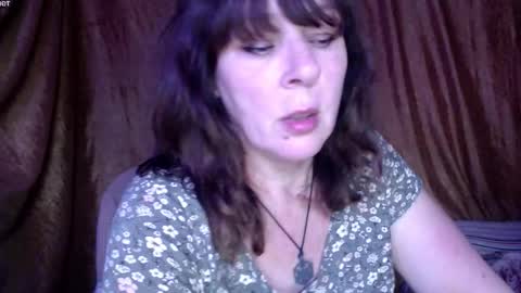 Snapshot of karina_ren chatting on October 16, 9:54 am Karina online show from October 16, 9:54 am