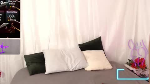 Snapshot of karina_taylor chatting on October 15, 5:40 am karina Taylor online show from October 15, 5:40 am
