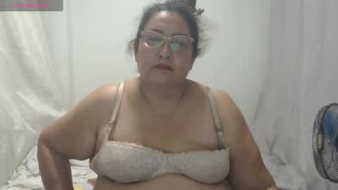 Karina online show from April 14, 3:45 am