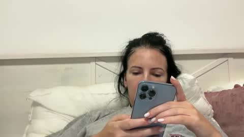 Karina online show from December 14, 3:04 pm