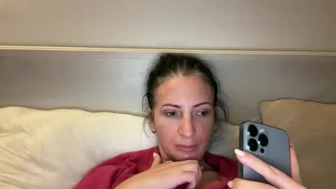 Karina online show from December 17, 10:00 pm