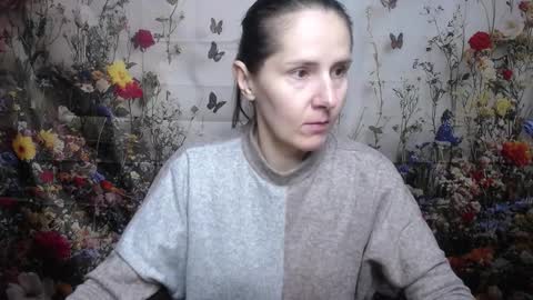 KarinaSwann online show from October 6, 5:05 am