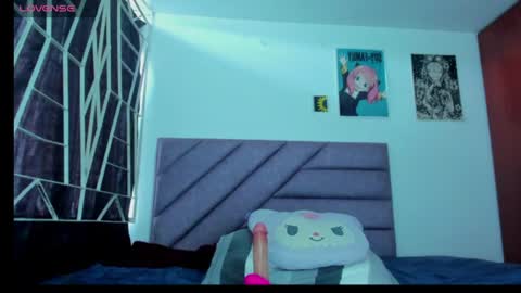 Snapshot of karinna__raven chatting on June 22, 9:01 pm KARINNA RAVEN online show from June 22, 9:01 pm