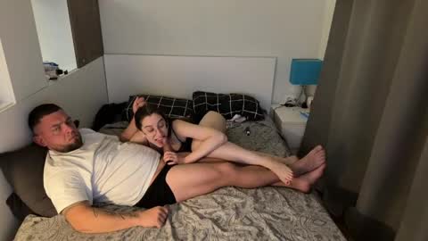 karl_and_klara online show from May 20, 6:58 pm