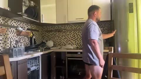 karl_and_klara online show from August 2, 8:35 am