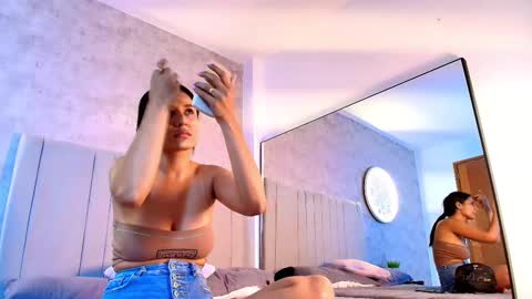 Snapshot of karla__ruiz chatting on October 9, 7:23 pm Karla online show from October 9, 7:23 pm