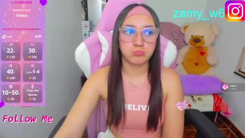 Snapshot of karla_cutee1 chatting on May 12, 5:15 am karla online show from May 12, 5:15 am
