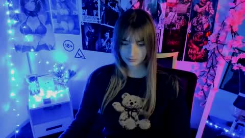 Karla online show from November 22, 1:32 pm