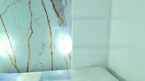 karla_hilton1 online show from March 15, 12:00 pm