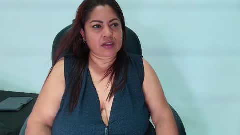 karla_hilton1 online show from March 24, 11:37 am