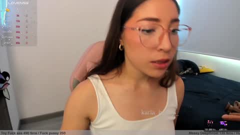 Karla online show from December 11, 5:15 pm