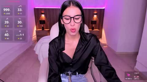 Karlaa  online show from October 11, 11:09 am