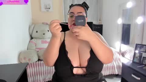 Karla Lane  online show from June 12, 1:15 am