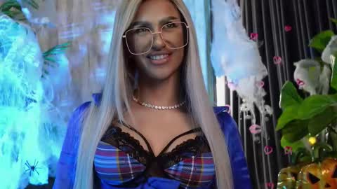 KarlaBart online show from October 25, 7:30 pm