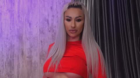 Snapshot of karlabart chatting on February 4, 8:14 pm KarlaBart online show from February 4, 8:14 pm