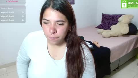 Snapshot of karlathompson chatting on October 14, 10:54 pm Karla online show from October 14, 10:54 pm