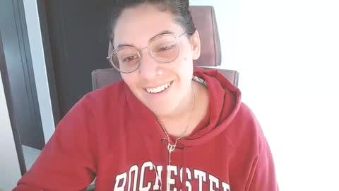 kloy online show from September 24, 5:05 pm