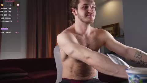 Snapshot of karlos_murphy chatting on February 16, 4:08 am Karlos and Louis online show from February 16, 4:08 am